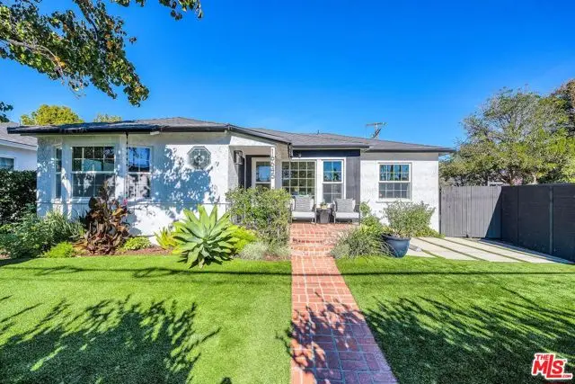 16645 Magnolia Boulevard, Encino, CA 91436 - Image #3