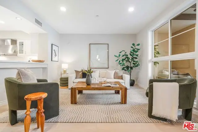 13031 Villosa Place #102, Los Angeles, CA 90094 - Image #3