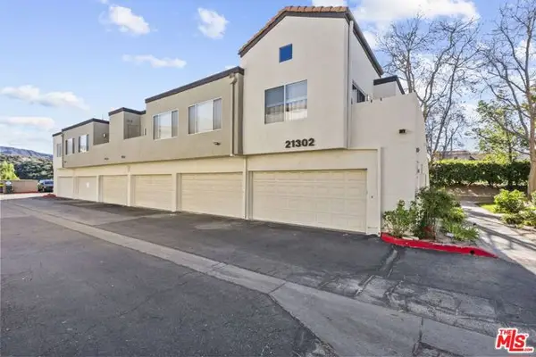 21302 Nandina Lane #202, Newhall (santa Clarita), CA 91321