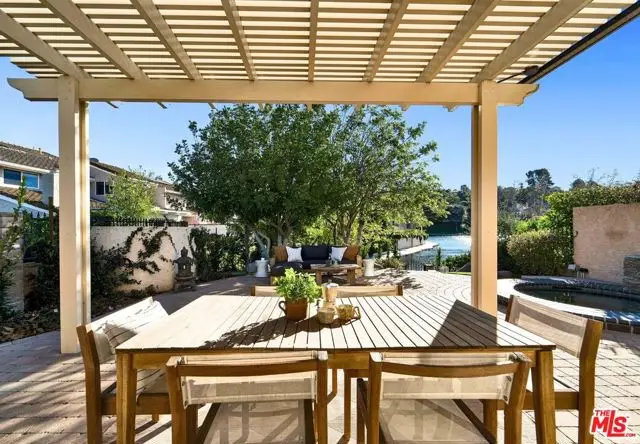 4724 Park Jacaranda, Calabasas, CA 91302 - Image #2