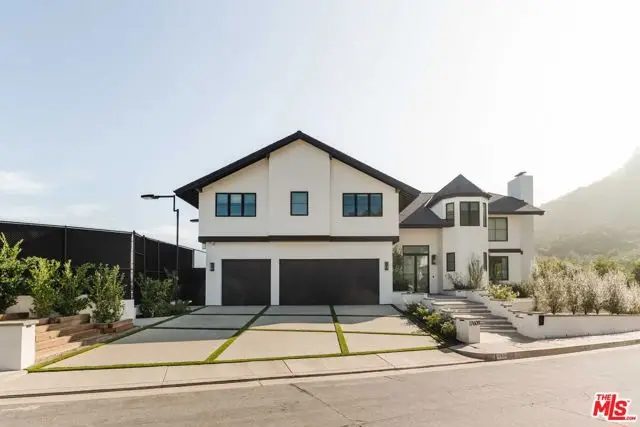 17609 Camino De Yatasto, Pacific Palisades, CA 90272 - #2