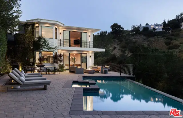 3820 Knobhill Drive, Sherman Oaks, CA 91423 - Image #1