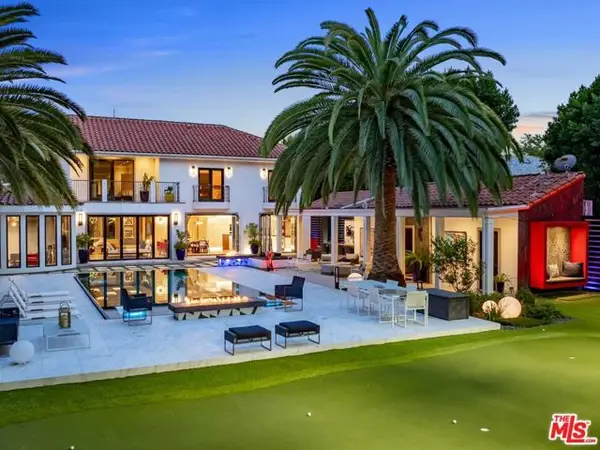 4555 Densmore Avenue, Encino (los Angeles), CA 91436