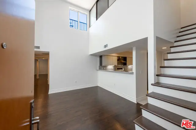 1353 N Fuller Avenue #PH7, Los Angeles, CA 90046 - Image #2