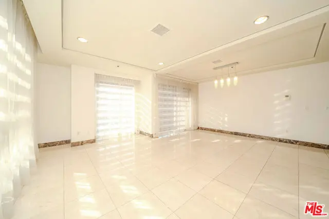 702 S Serrano Avenue #501, Los Angeles, CA 90005 - Image #3