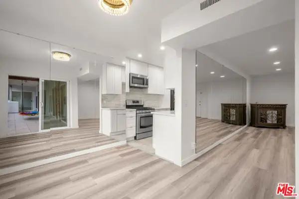 423 S Rexford Drive #202, Beverly Hills, CA 90212