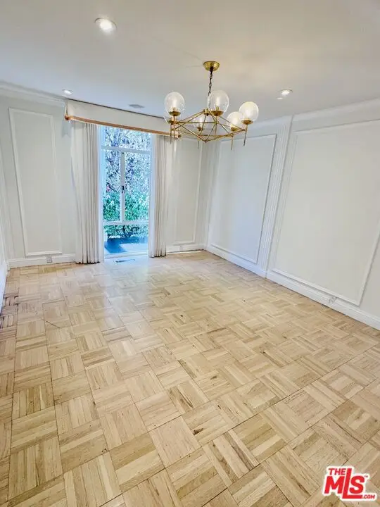 936 Chantilly Road, Los Angeles, CA 90077 - Image #3
