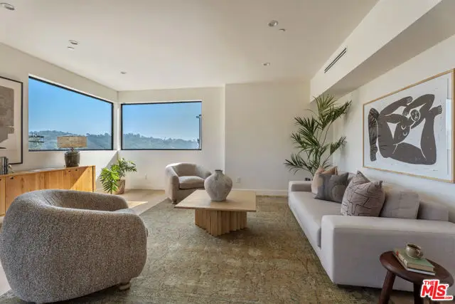 4691 Glenalbyn Drive, Los Angeles, CA 90065 - Image #3