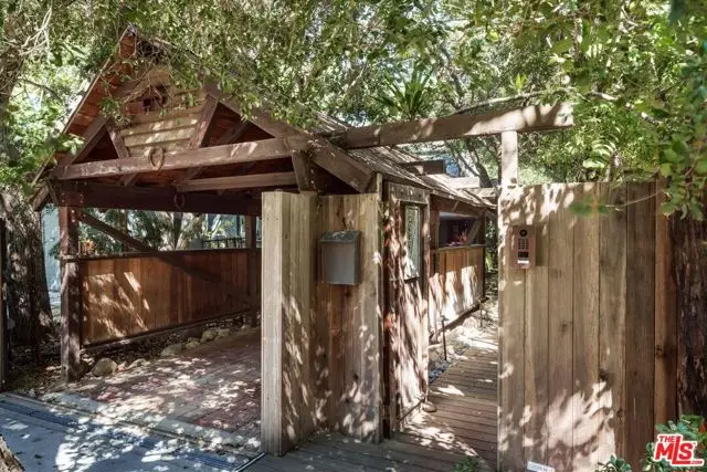 2056 Oakstone, Los Angeles, CA 90046 - Image #1