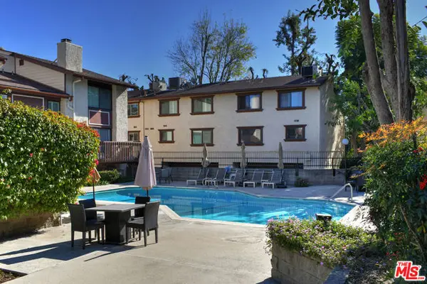 13942 Oxnard Street, Van Nuys (los Angeles), CA 91401