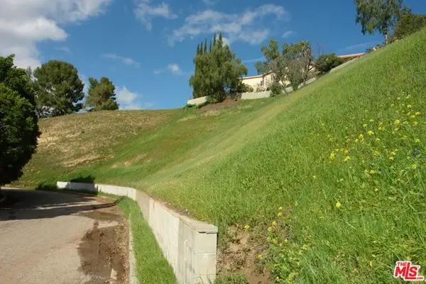 21672 Arcos Drive, Woodland Hills (los Angeles), CA 91364