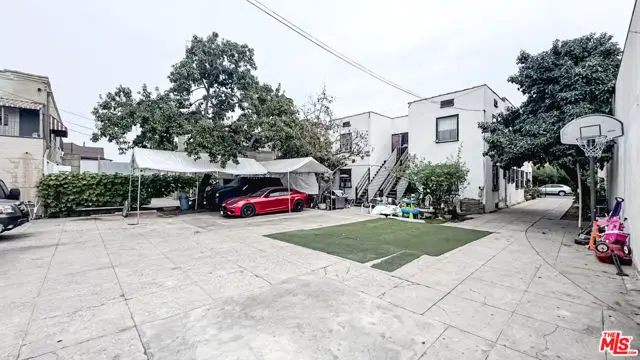 1521 Menlo Avenue, Los Angeles, CA 90006 - #3
