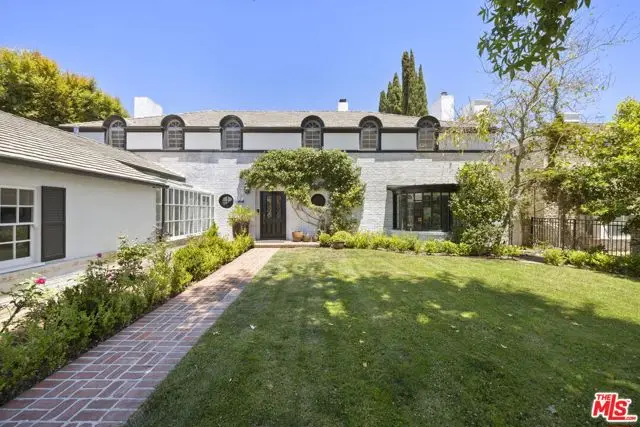 850 Birchwood Drive, Los Angeles, CA 90024 - Image #2