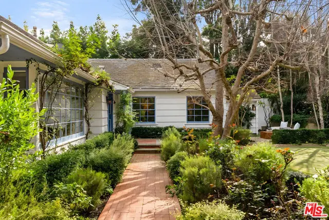 11948 S Saltair Terrace, Los Angeles, CA 90049 - #2