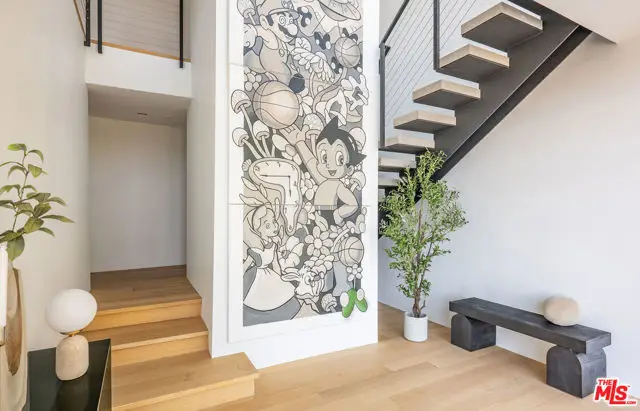 9277 Thrush Way, Los Angeles, CA 90069 - #3