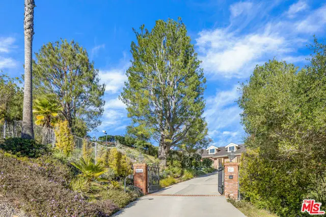 16501 Mulholland Drive, Los Angeles, CA 90049 - #2