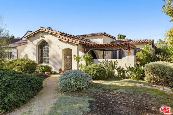 10501 Almayo Avenue, Los Angeles, CA 90064