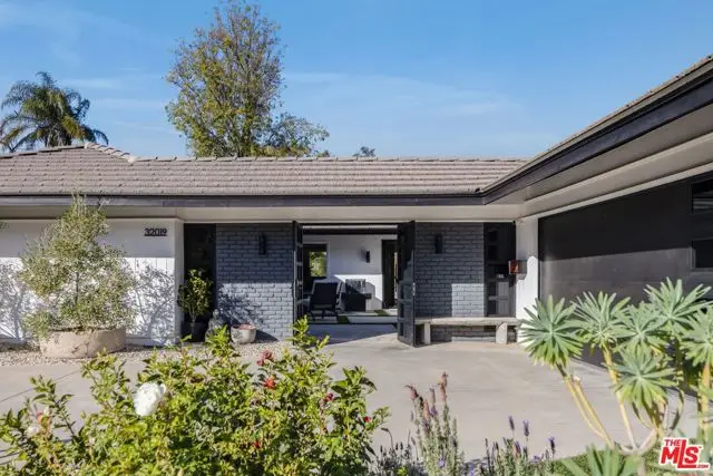 32019 Royceton Court, Westlake Village, CA 91361 - Image #1