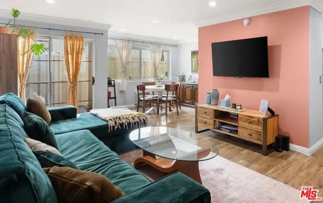 525 N Sycamore Avenue #225, Los Angeles, CA 90036 - Image #1