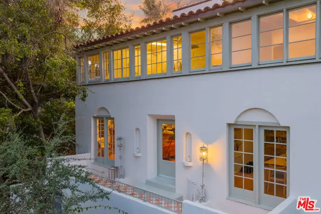 5944 Manola Way, Los Angeles, CA 90068 - Image #2