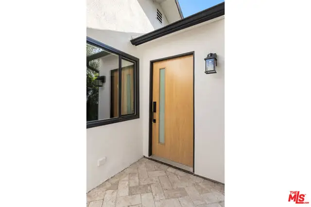 1506 N Benton Way, Los Angeles, CA 90026 - Image #2