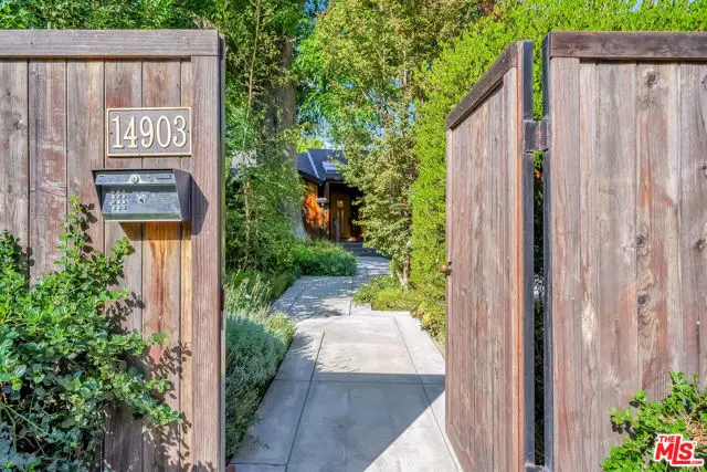 14903 Valley Vista Boulevard, Sherman Oaks, CA 91403 - Image #2