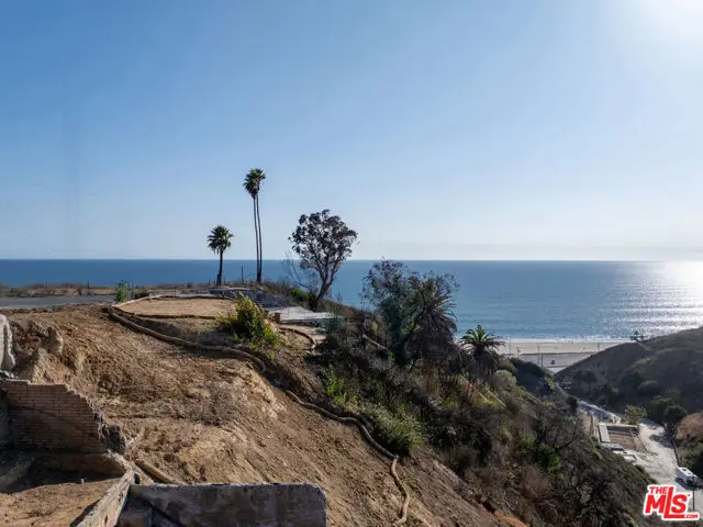 425 Puerto Del Mar, Pacific Palisades, CA 90272 - #3