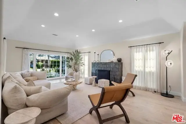 177 S Gardner Street, Los Angeles, CA 90036 - Image #3