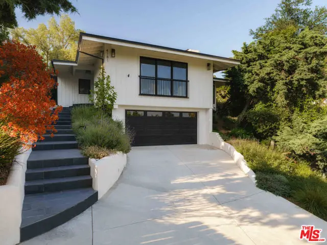 4181 Weslin Avenue, Sherman Oaks, CA 91423 - Image #1