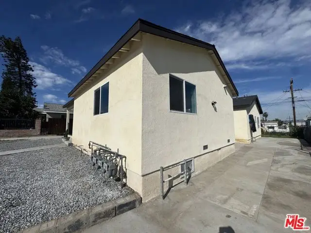 1215 W 104th Street, Los Angeles, CA 90044 - Image #2