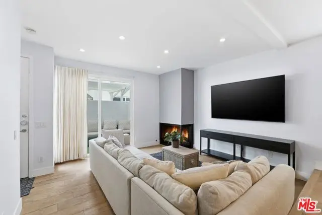 910 19th Street #101, Santa Monica, CA 90403 - Image #3