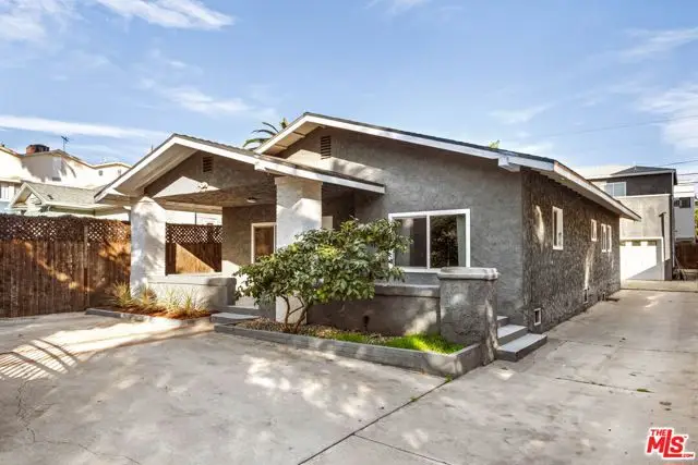 838 N Ridgewood Place, Los Angeles, CA 90038 - Image #2