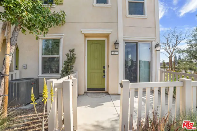 981 W Clover Avenue, Rialto, CA 92376 - Image #2