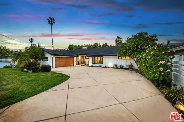 16517 Hartsook Street, Encino, CA 91436 - Image #1