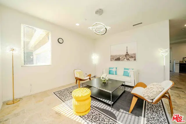 9849 Dreams Lane, San Fernando, CA 91345 - #1