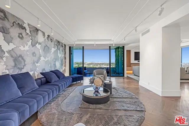 1100 Alta Loma Road #1404, West Hollywood, CA 90069 - Image #3