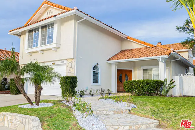 12000 Falcon Crest Way, Porter Ranch, CA 91326 - Image #1