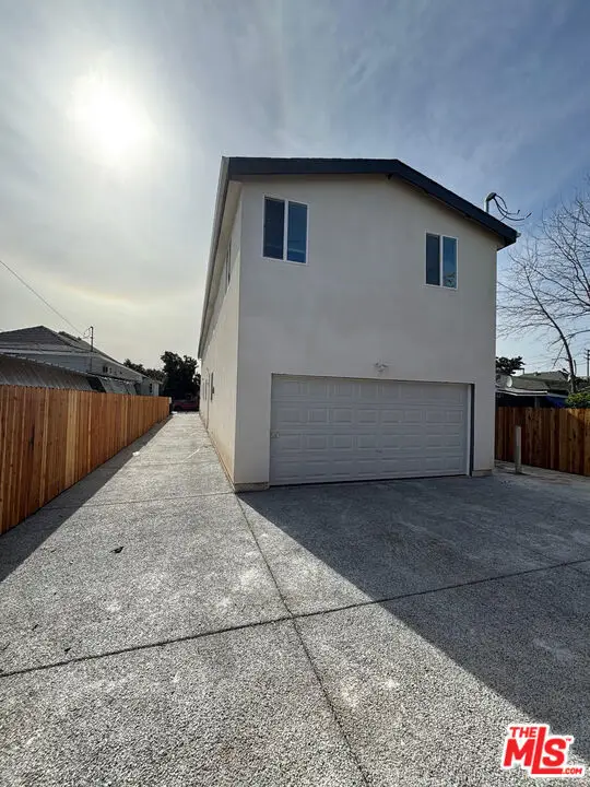 241 E 43rd Place, Los Angeles, CA 90011 - Image #2