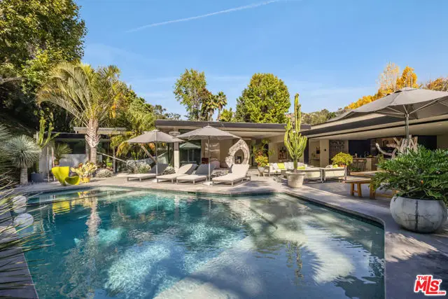 1087 Moraga Drive, Los Angeles, CA 90049 - #1