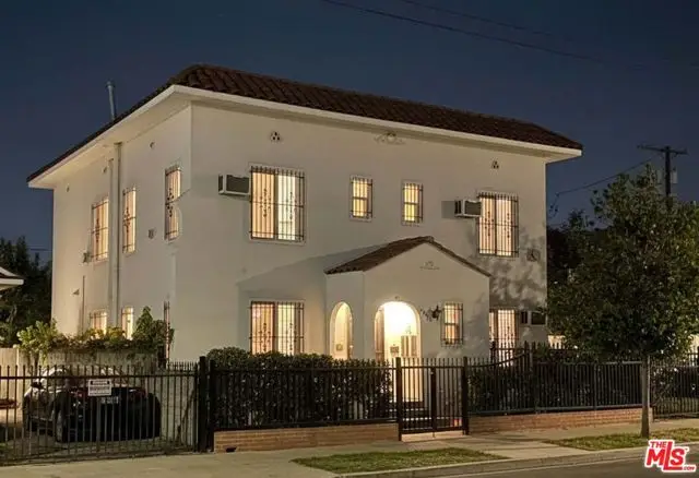 1046 S Kenmore Avenue, Los Angeles, CA 90006 - #1