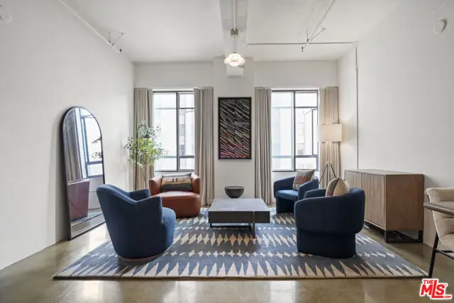 849 S Broadway #403, Los Angeles, CA 90014 - Image #3