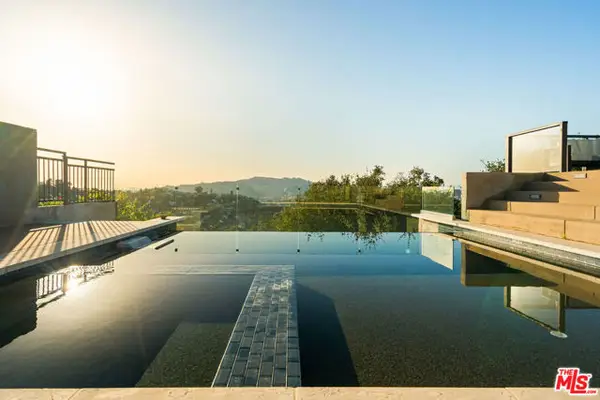 4517 Stanton Drive, Los Angeles, CA 90065