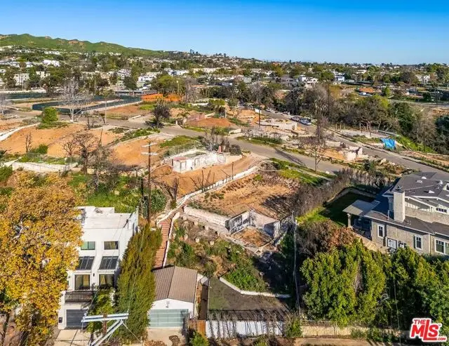 611 Las Lomas Avenue, Pacific Palisades, CA 90272 - #3