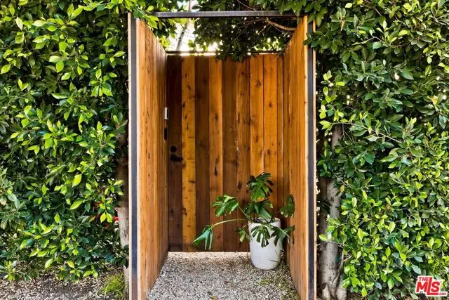 465 N Croft Avenue, Los Angeles, CA 90048 - Image #3