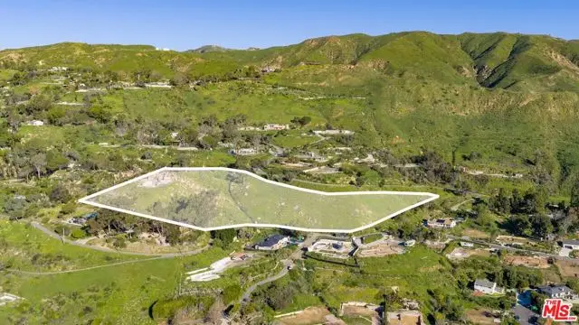20520 Pinnacle Way, Malibu, CA 90265 - Image #1