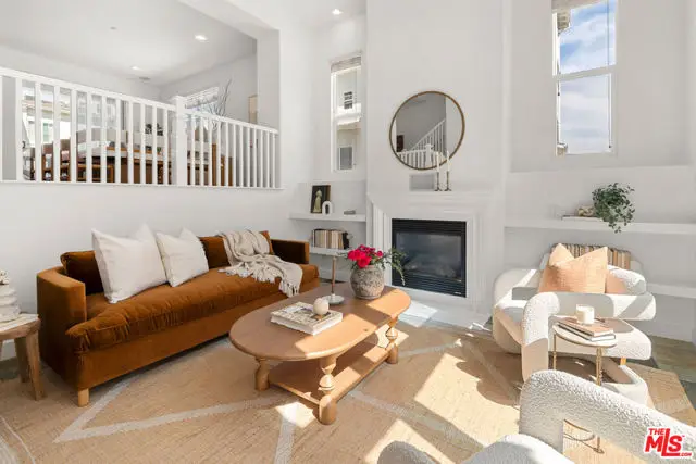 6011 Dawn #1, Los Angeles, CA 90094 - #2