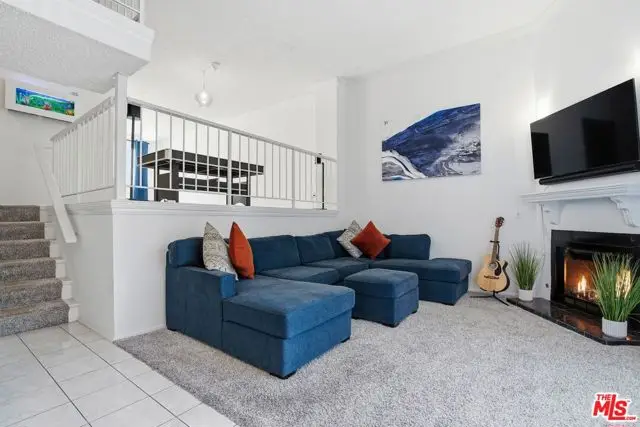 19355 Sherman Way #42, Reseda, CA 91335 - Image #3