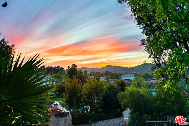 633 Noble Road, Simi Valley, CA 93065 - Image #3