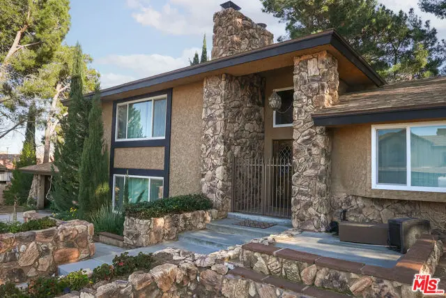 42060 Parkmont Drive, Quartz Hill, CA 93536 - #3