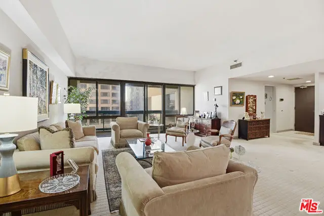 10445 Wilshire Boulevard #402, Los Angeles, CA 90024 - Image #2